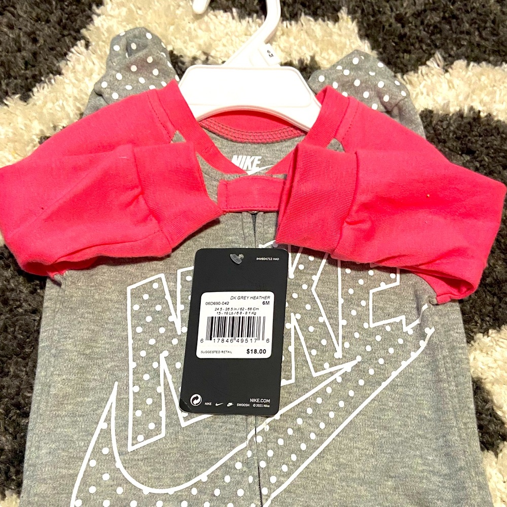 Nike 6m Onesie